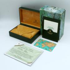 Gents Rolex Submariner Date 16610 Steel case with Black dial