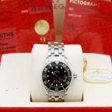 Ladies Omega 21230286101001 Steel case with Black Wave dial
