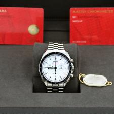 Gents Omega Speedmaster 31030425004001 Steel case with White dial