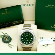 Gents Rolex Oyster Perpetual 41 124300 Steel case with Green dial