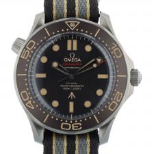 Gents Omega Seamaster 007 21092422001001 Titanium case with brown dial