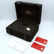 Gents Omega Speedmaster 31032425001002 Steel case with Black dial