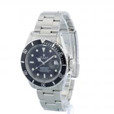 Gents Rolex Submariner Date 16610 Steel case with Black dial