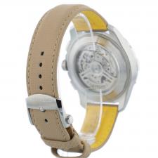 Gents Breitling Avenger B01 Chronograph 44 AB0147 Steel case with Beige dial