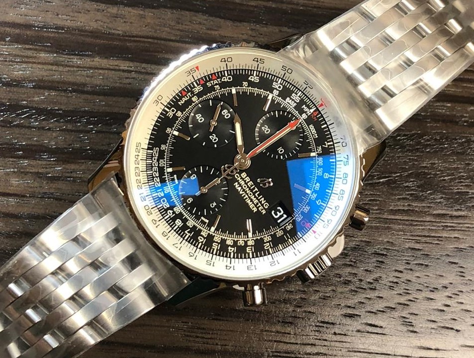 Breitling Navitimer